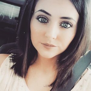 Meet your Posher, Alyson